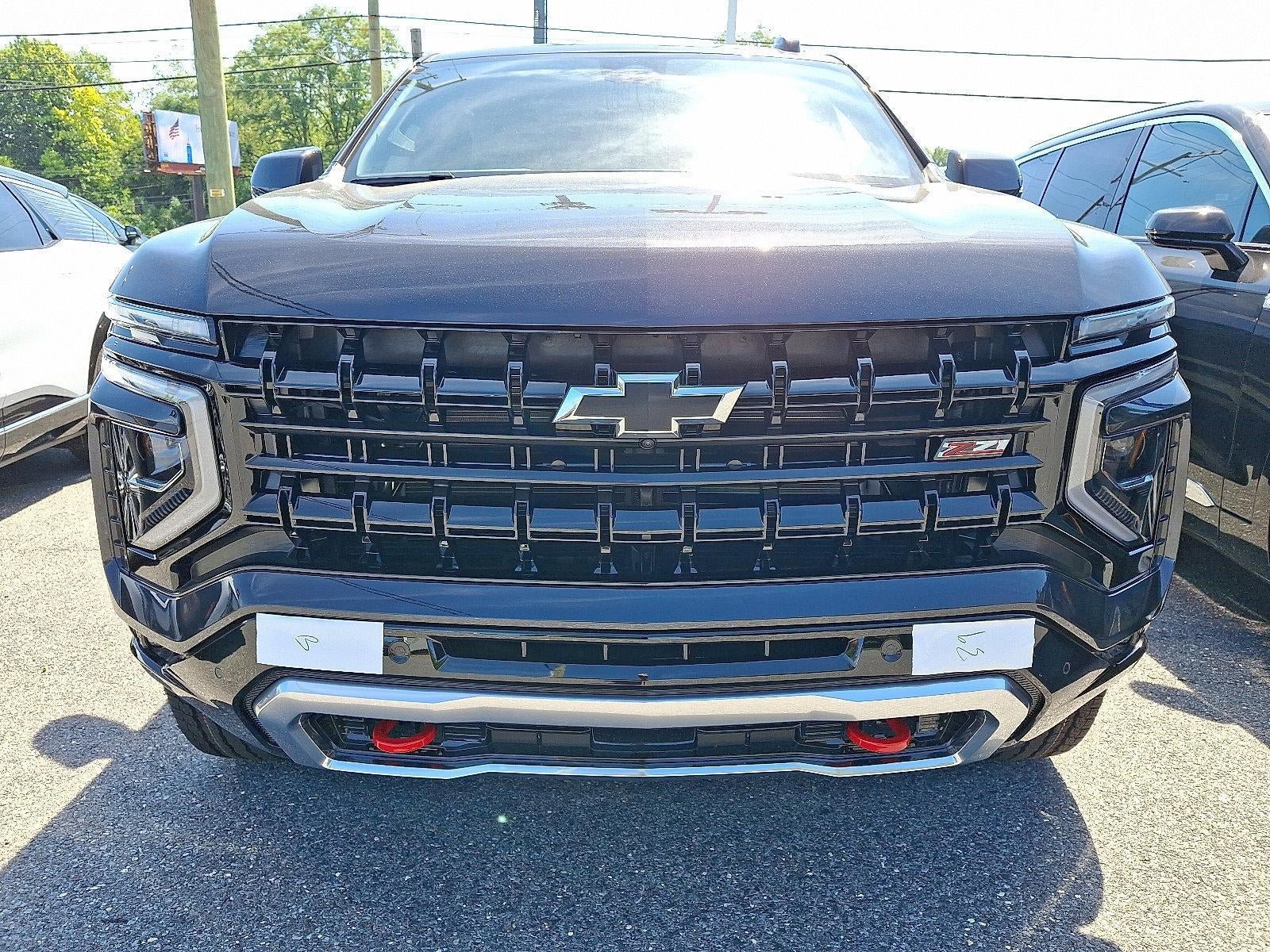 New 2026 Chevrolet Suburban Z71 w/ Z71 Off-Road Package AWD/4WD image 2