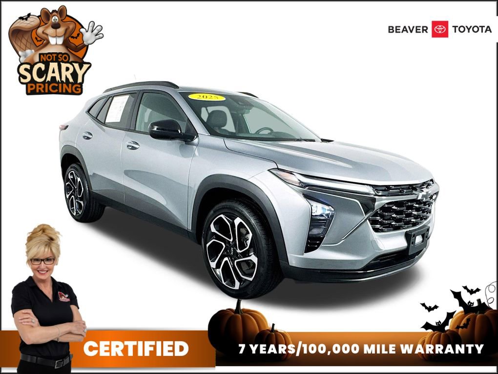 Used 2025 Chevrolet Trax RS