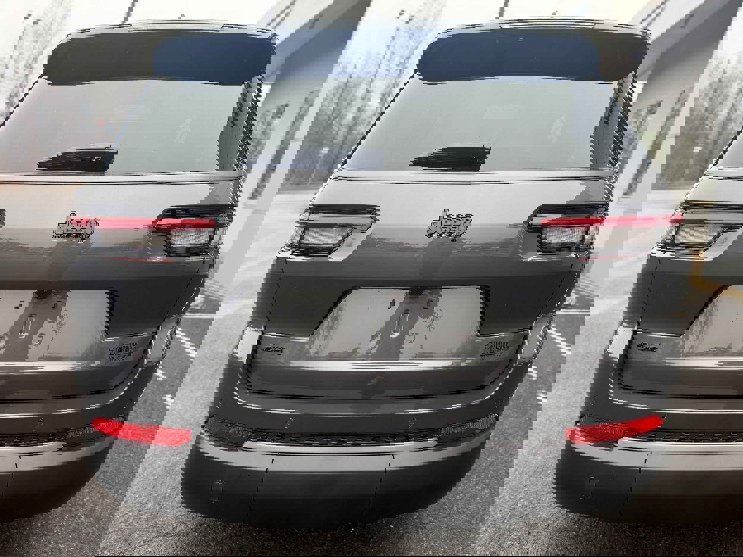 New 2026 Jeep Grand Cherokee L Limited w/ Limited Altitude Package image 9