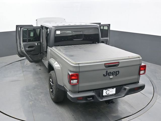 Used 2022 Jeep Gladiator Sport AWD/4WD image 70