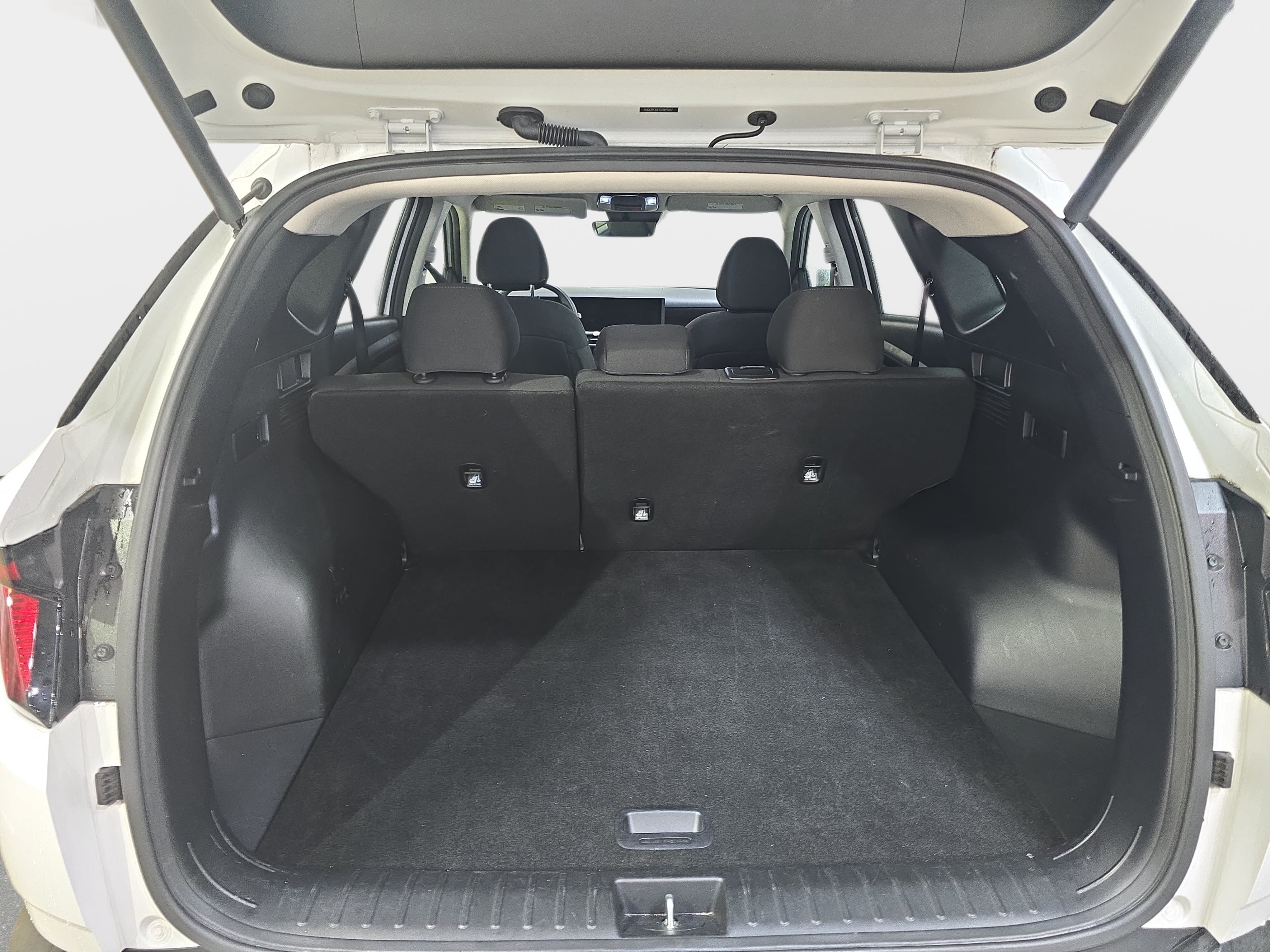 Used 2025 Hyundai Tucson SEL AWD/4WD image 27
