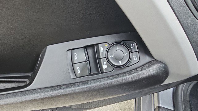 Used 2019 Chevrolet Camaro LT RWD image 22