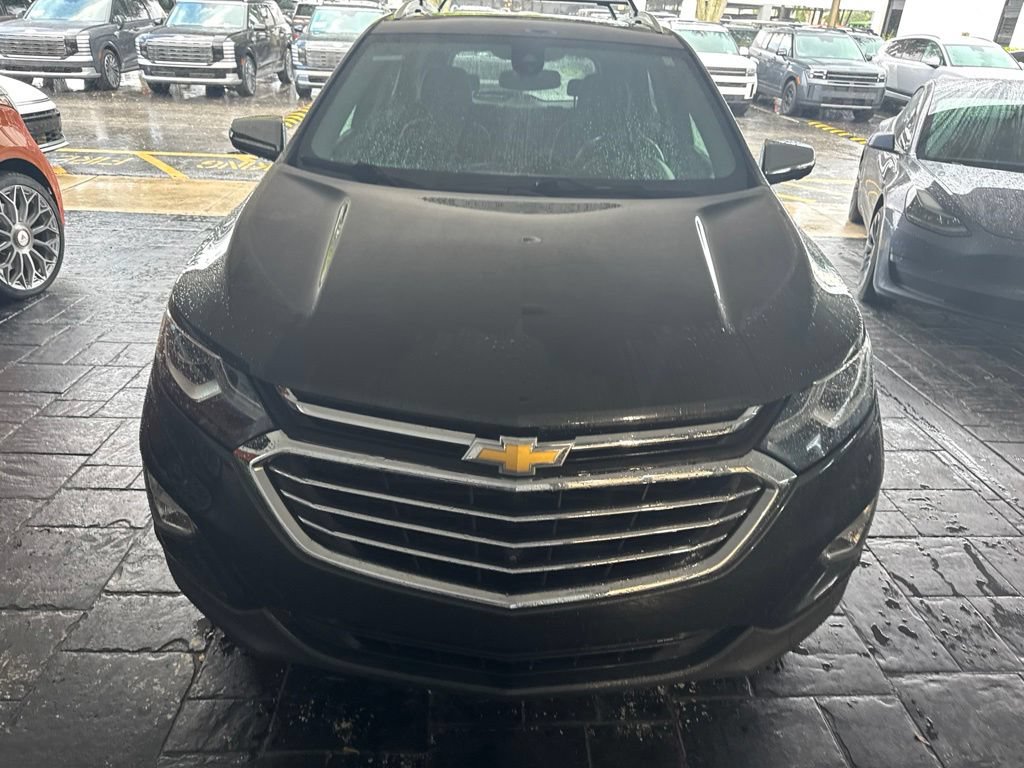 Used 2020 Chevrolet Equinox Premier FWD image 2