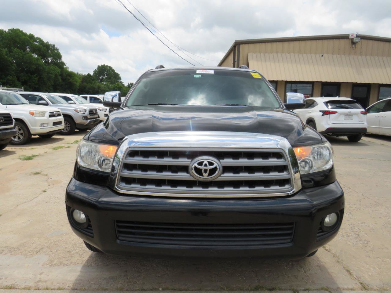 Used 2008 Toyota Sequoia Limited RWD image 2