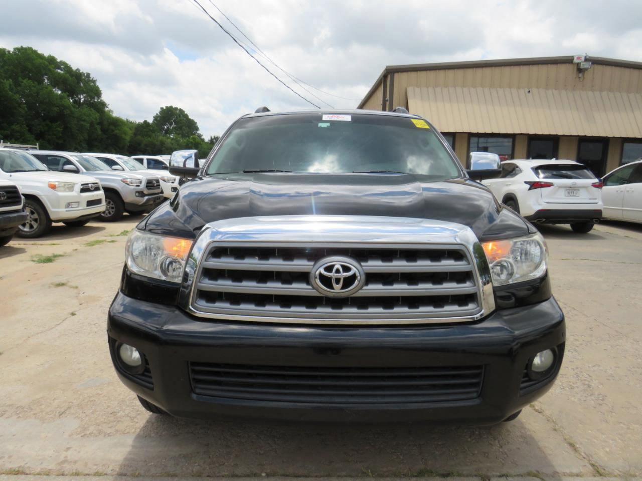 Used 2008 Toyota Sequoia Limited RWD image 2