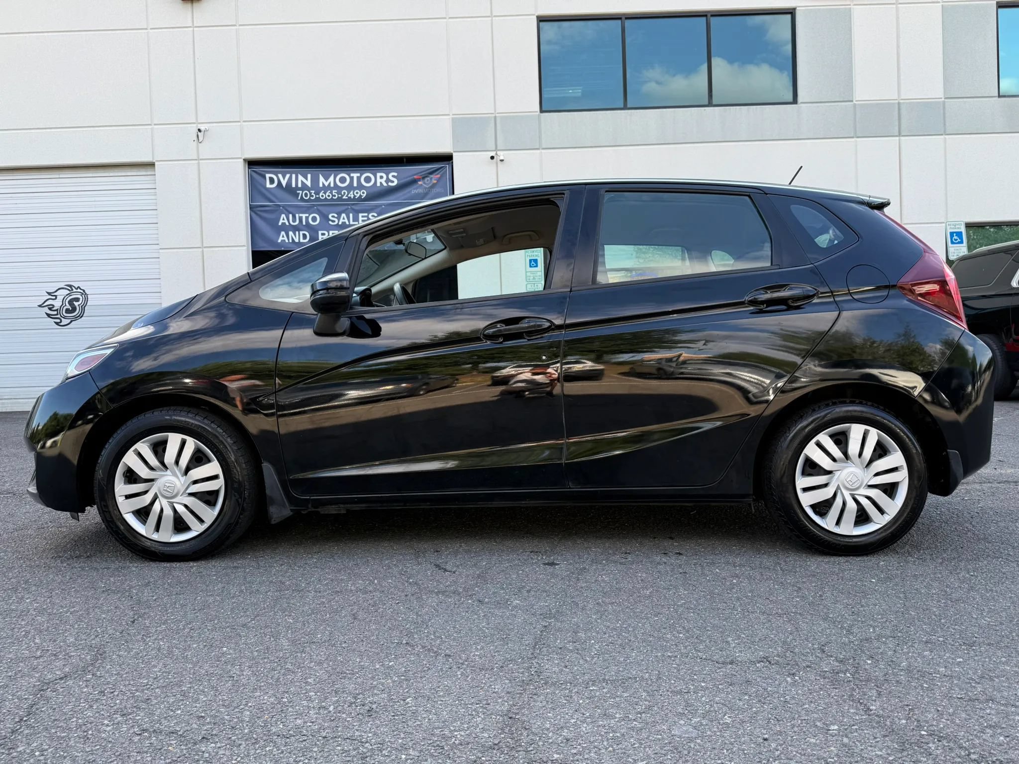 Used 2016 Honda Fit LX image 10
