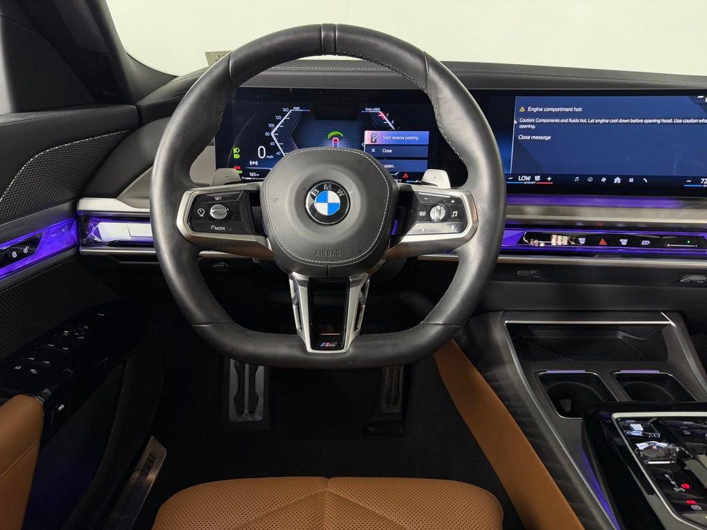 Used 2023 BMW 740i image 13