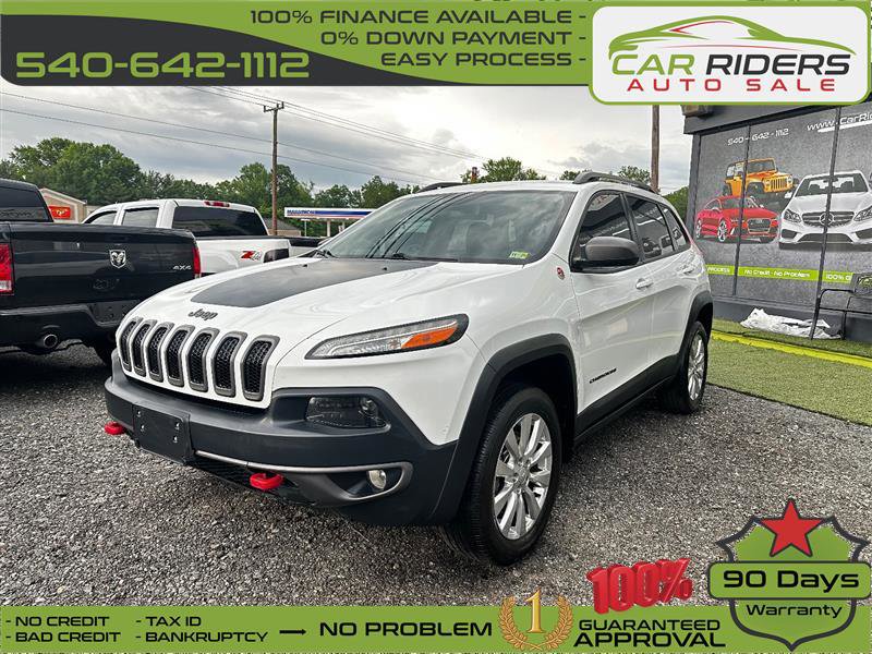Used 2016 Jeep Cherokee Trailhawk AWD/4WD image 1