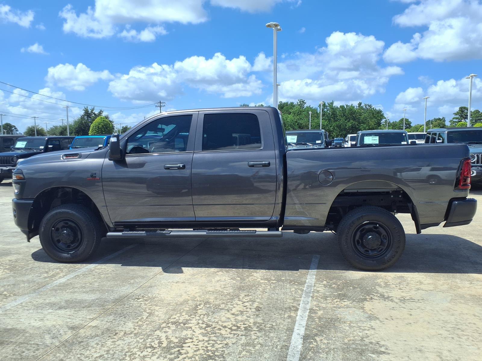 Used 2025 RAM 2500 Tradesman AWD/4WD image 9