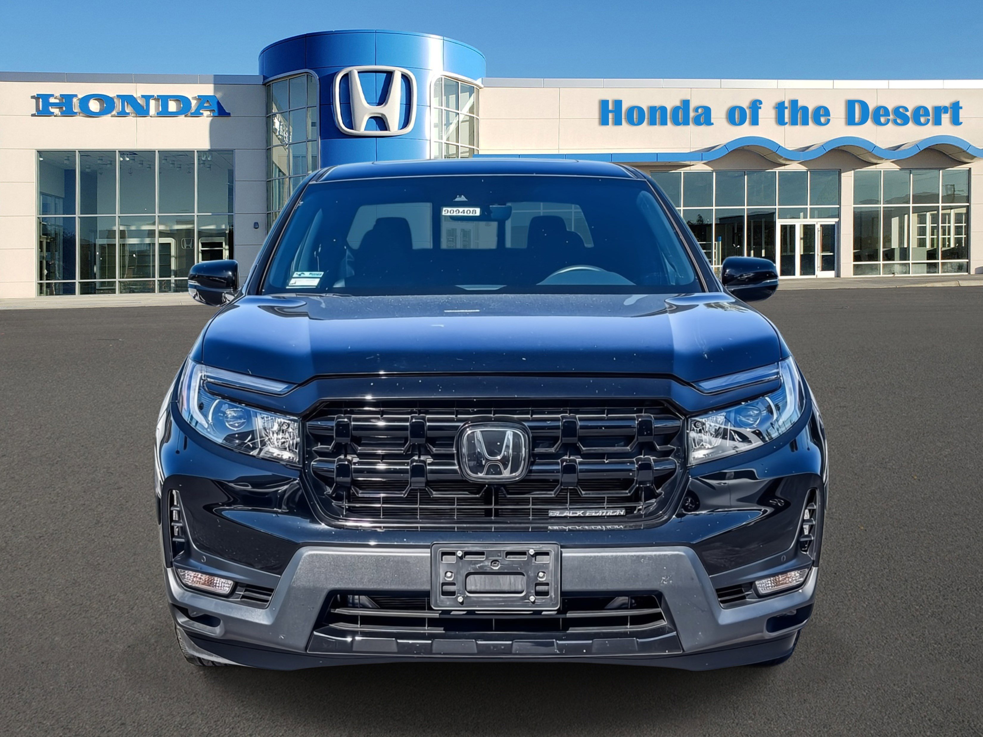 Used 2025 Honda Ridgeline Black Edition image 2