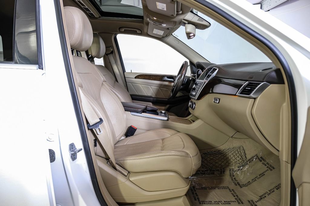 Used 2015 Mercedes-Benz GL 320 BlueTEC 4MATIC image 38