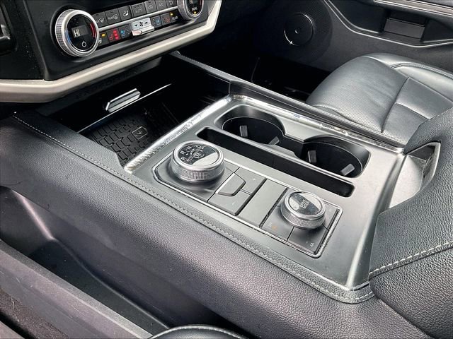 Used 2024 Ford Expedition Max XLT image 21