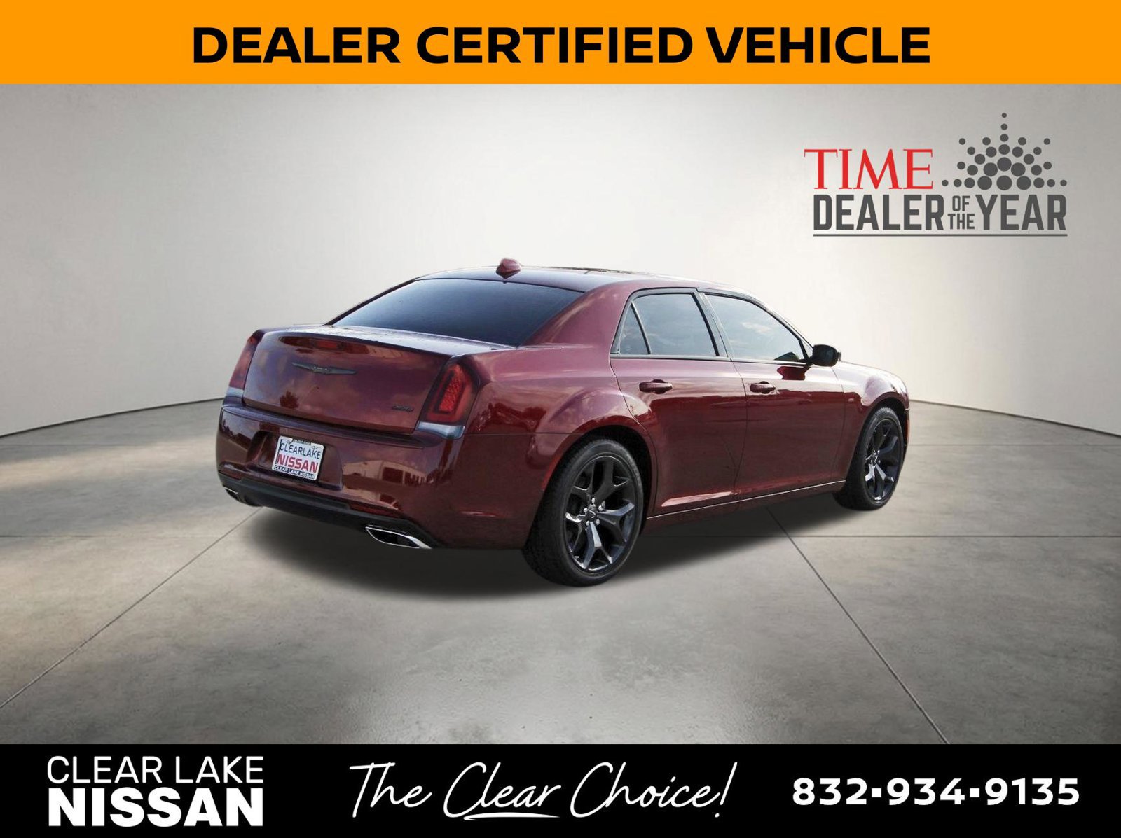 Used 2022 Chrysler 300 Touring w/ Sport Appearance Package RWD image 8