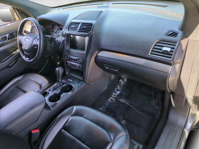 Used 2019 Ford Explorer XLT w/ Equipment Group 202A image 19