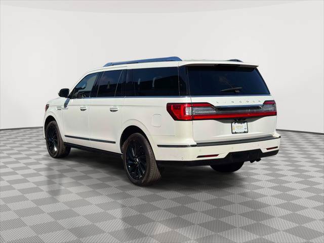 Used 2020 Lincoln Navigator L Reserve w/ Equipment Group 208A Reserve AWD/4WD image 5