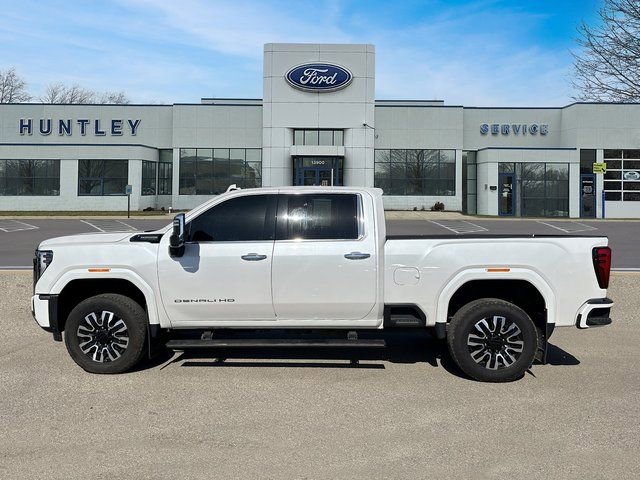 Used 2024 GMC Sierra 3500 Denali Ultimate image 7