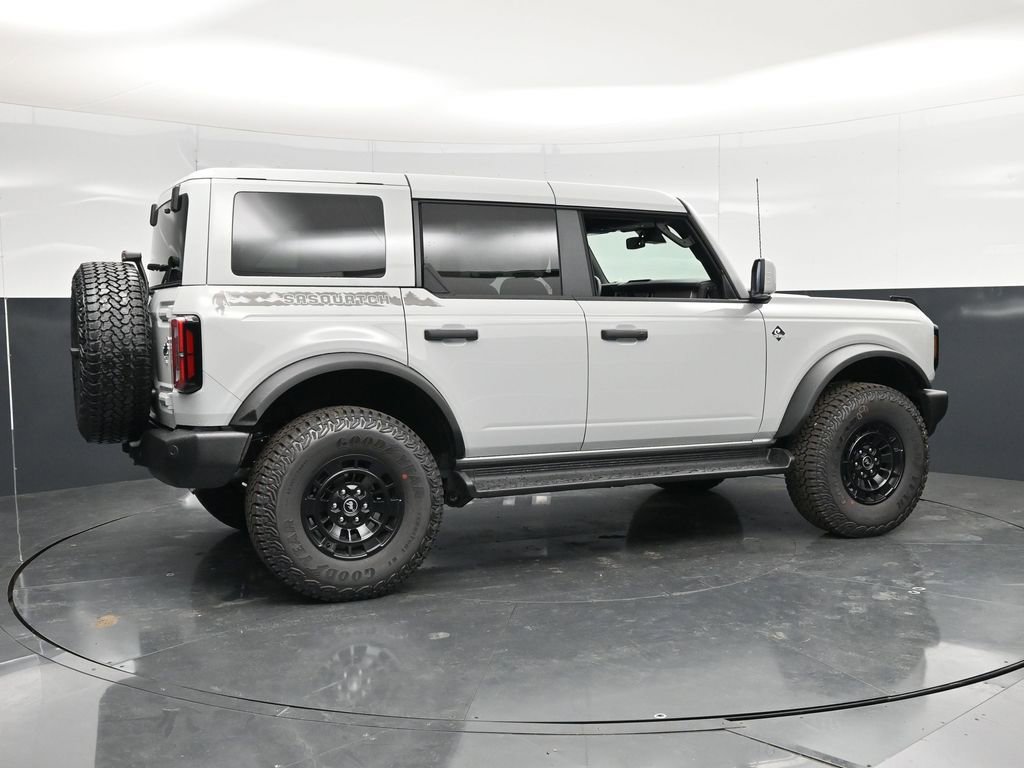 New 2026 Ford Bronco Outer Banks AWD/4WD image 2