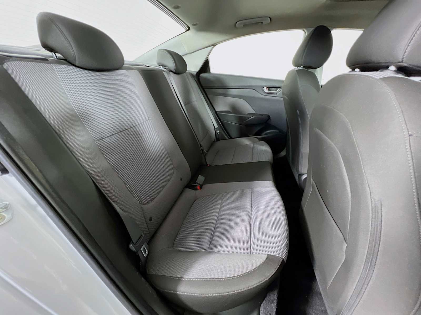Used 2020 Hyundai Accent Limited FWD image 27