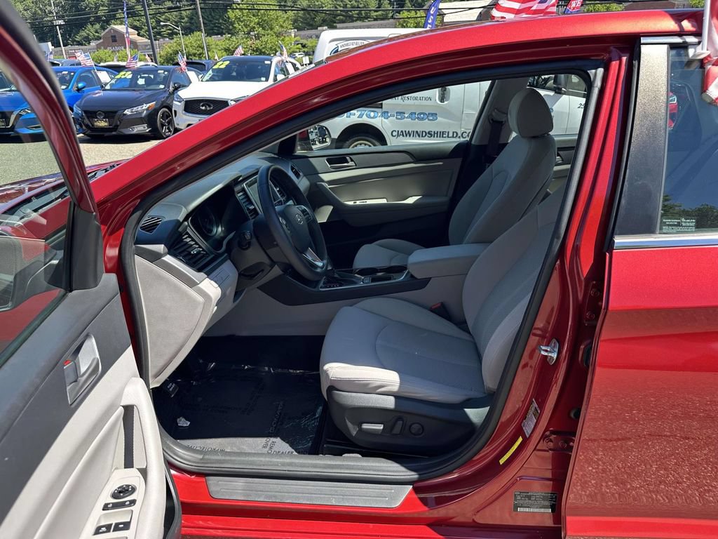 Used 2018 Hyundai Sonata SEL FWD image 17