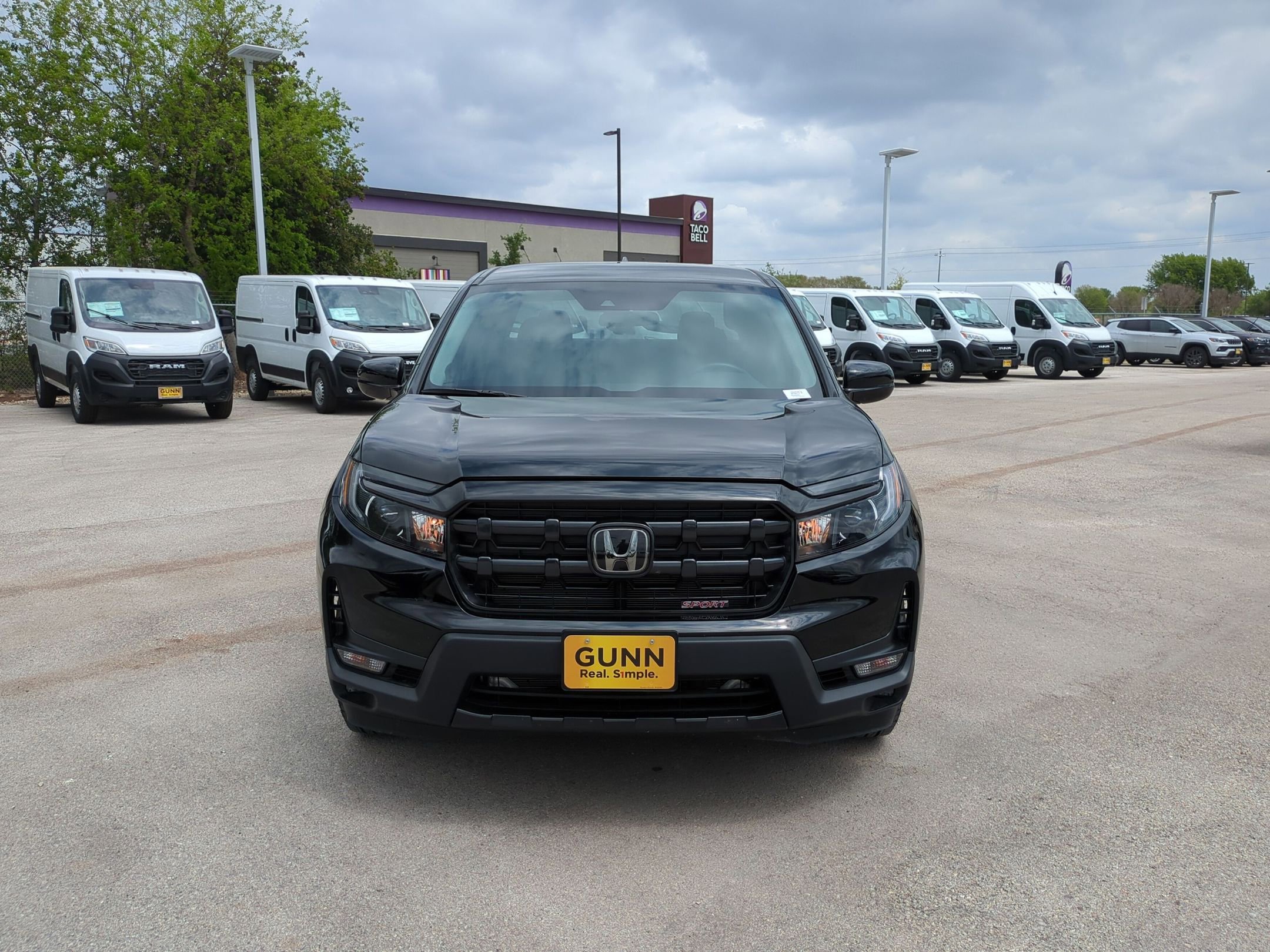 Used 2025 Honda Ridgeline Sport image 8