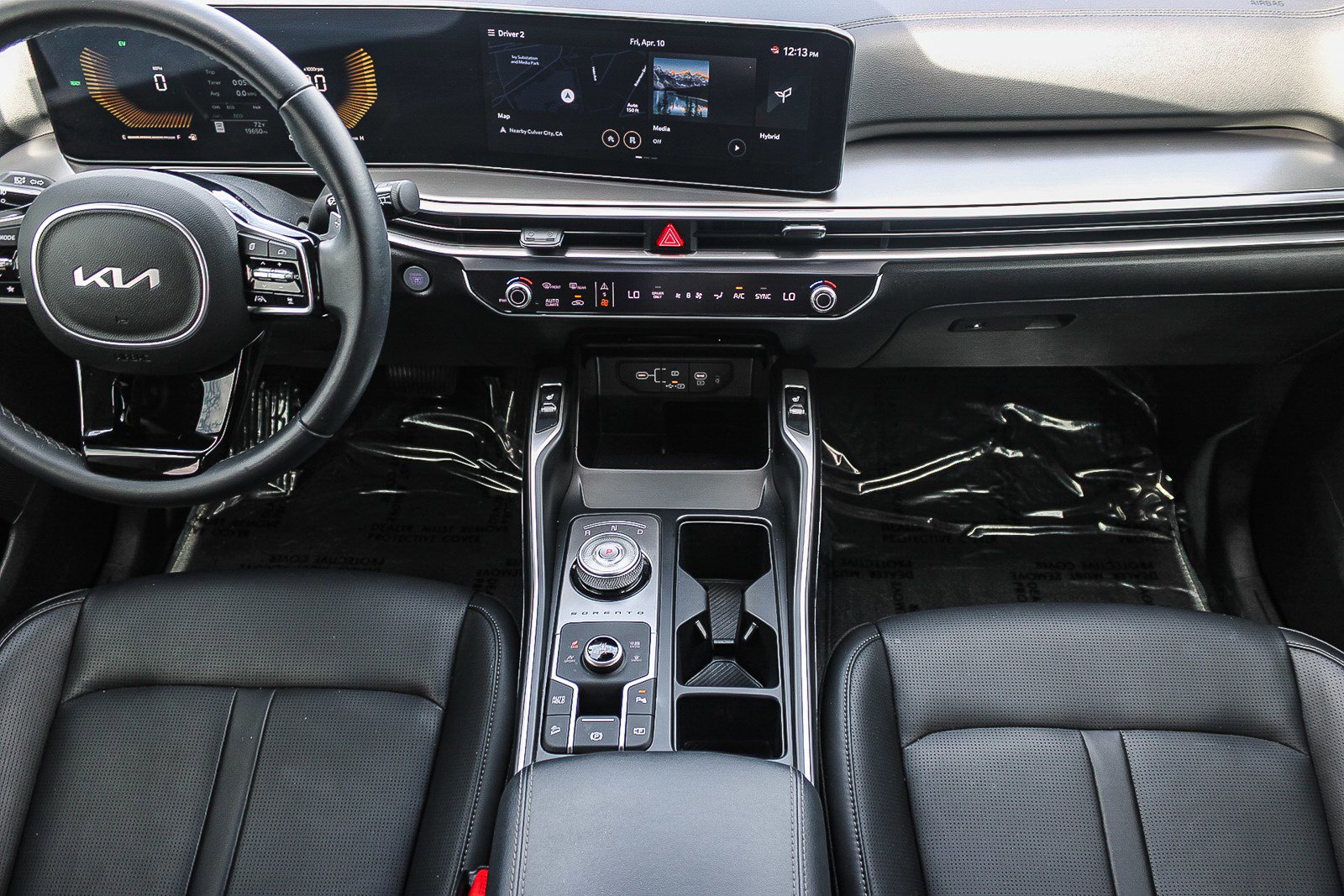 Used 2025 Kia Sorento EX AWD/4WD image 13