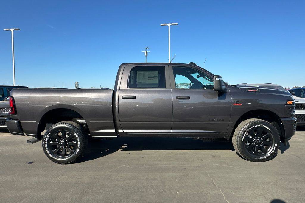 New 2026 RAM 2500 Big Horn AWD/4WD image 3