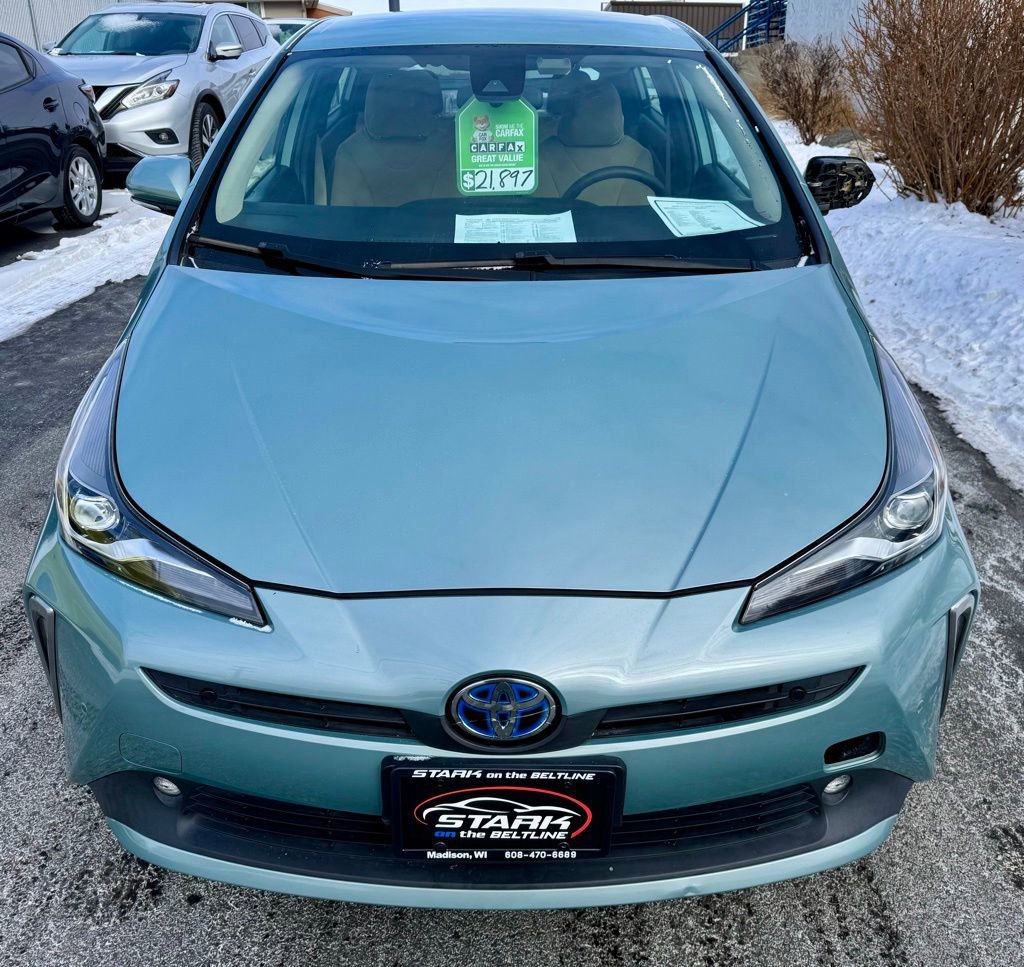 Used 2019 Toyota Prius LE image 3