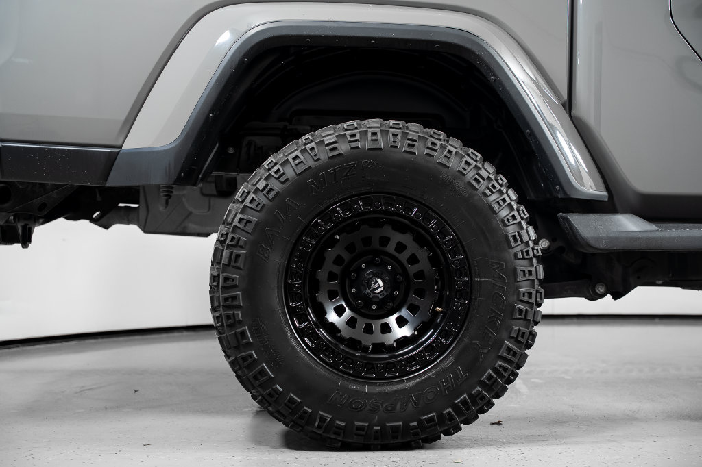 Used 2021 Jeep Gladiator Sport AWD/4WD image 7