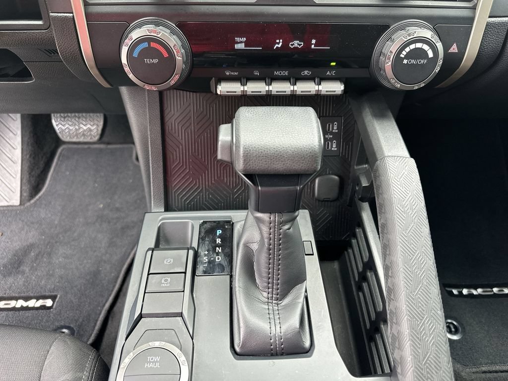 Used 2025 Toyota Tacoma SR5 RWD image 16