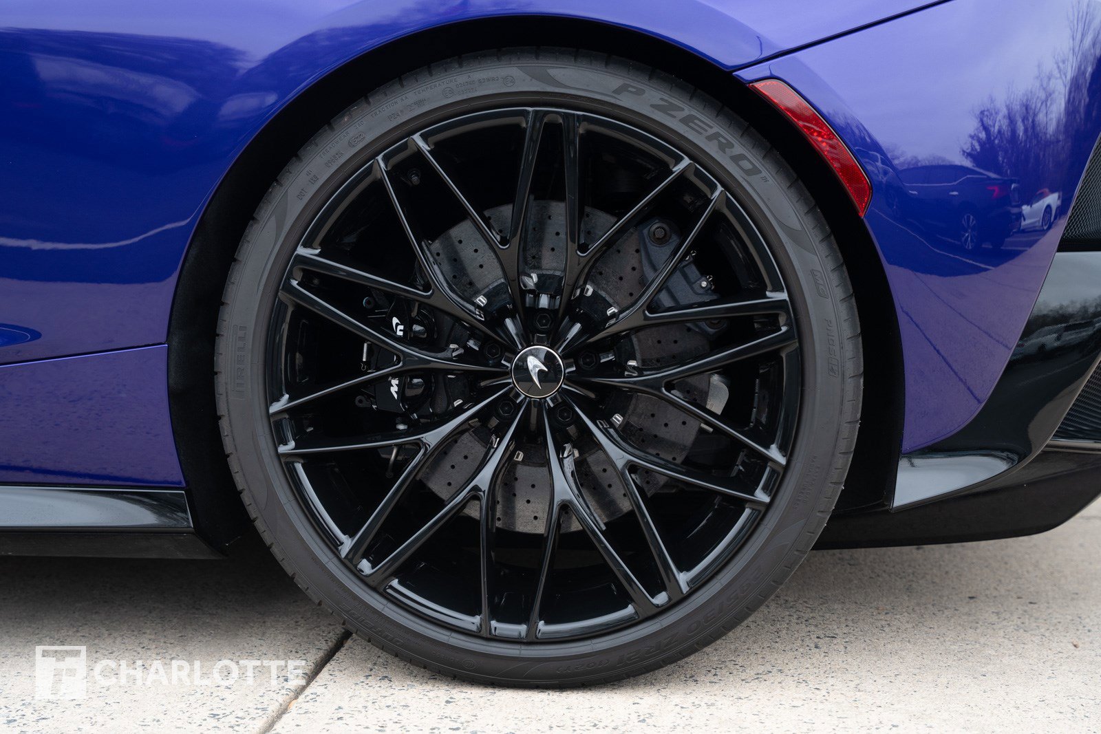 Used 2022 McLaren GT image 14