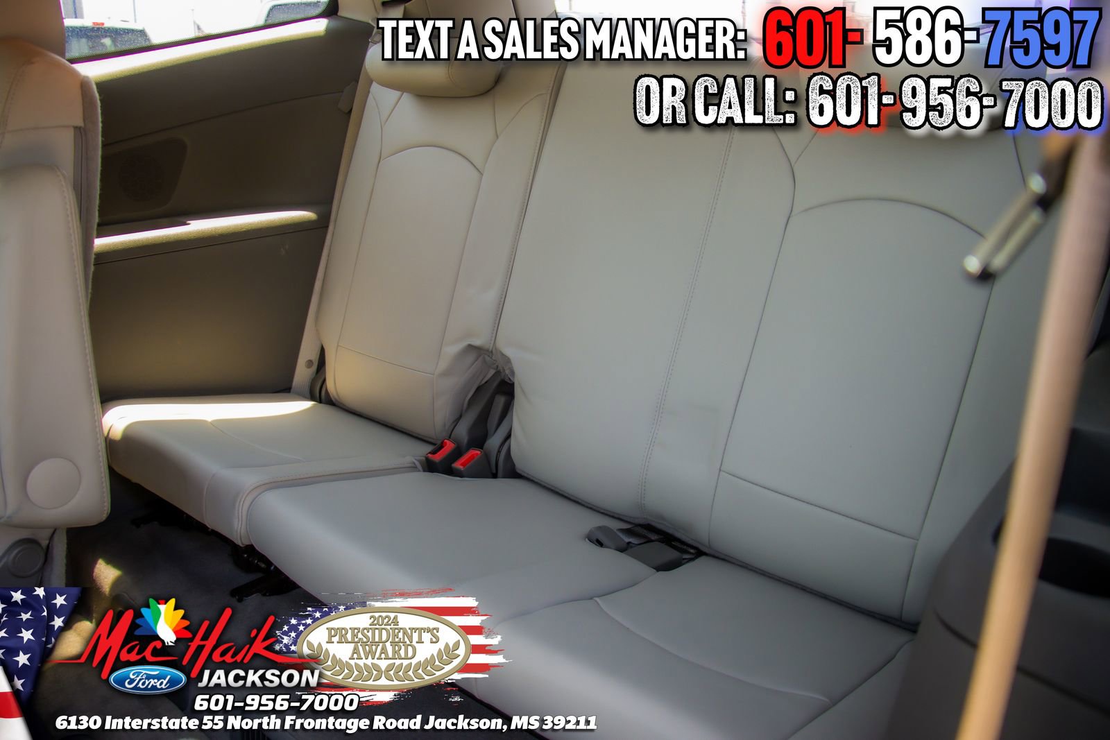 Used 2011 Chevrolet Traverse LT w/ Personal Connectivity Package FWD image 12