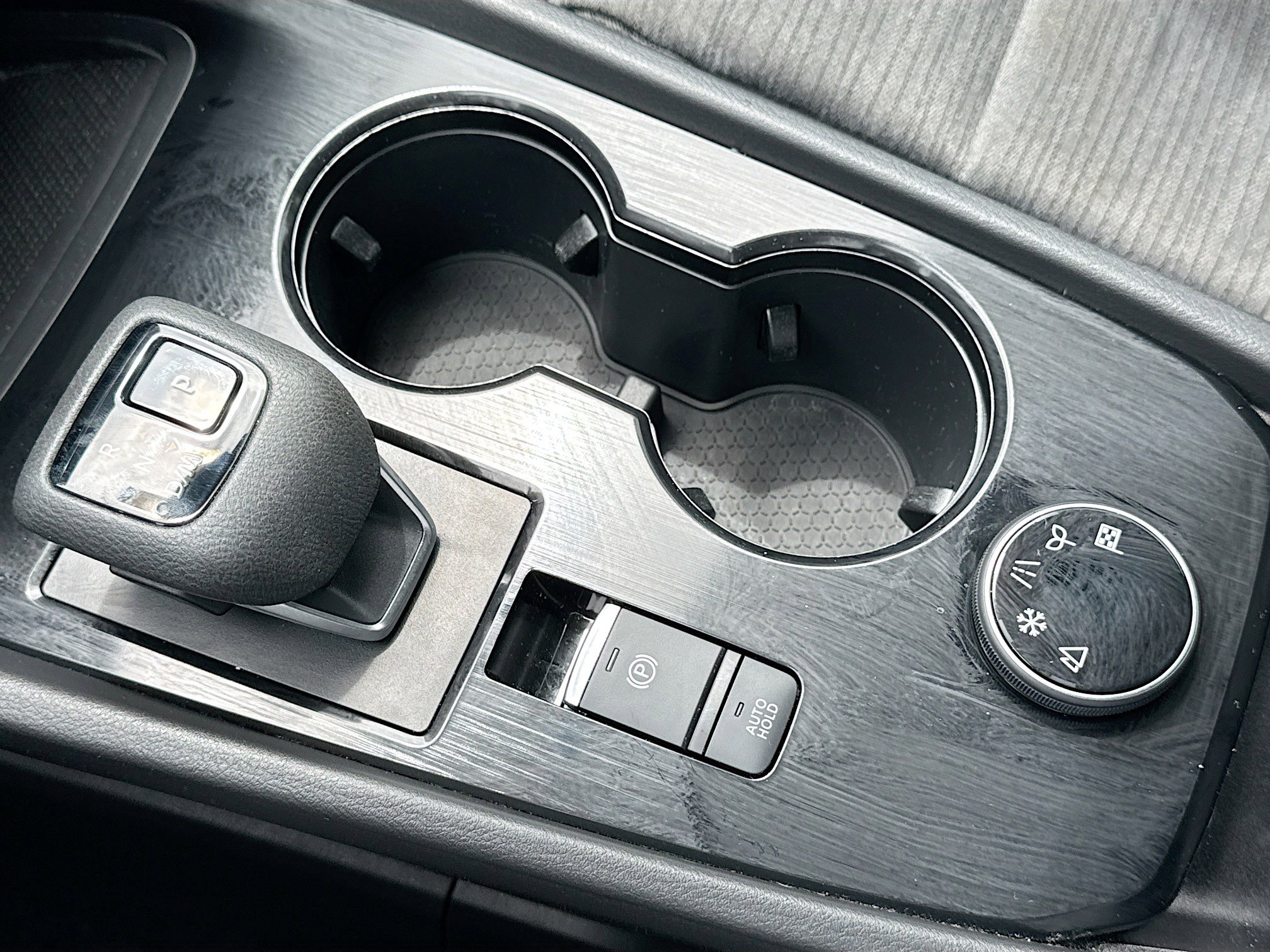 Used 2023 Nissan Rogue SV image 27