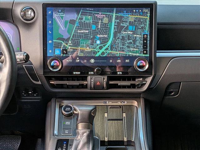 Used 2025 Lexus GX 550 w/ Cold Area Package image 10