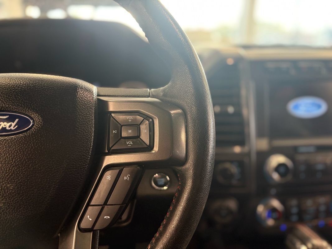 Used 2018 Ford F150 Lariat w/ Equipment Group 502A Luxury AWD/4WD image 19