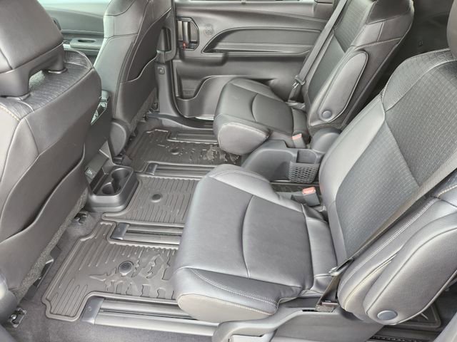 New 2026 Toyota Sienna XLE Woodland Edition image 20