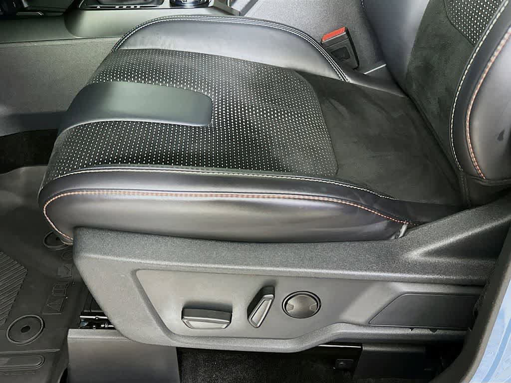 Certified 2025 Ford Bronco Raptor w/ Interior Carbon Fiber Pack image 30