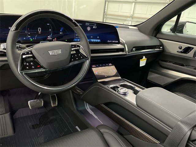 New 2026 Cadillac Vistiq Luxury w/ LPO, Floor Liner Package image 21