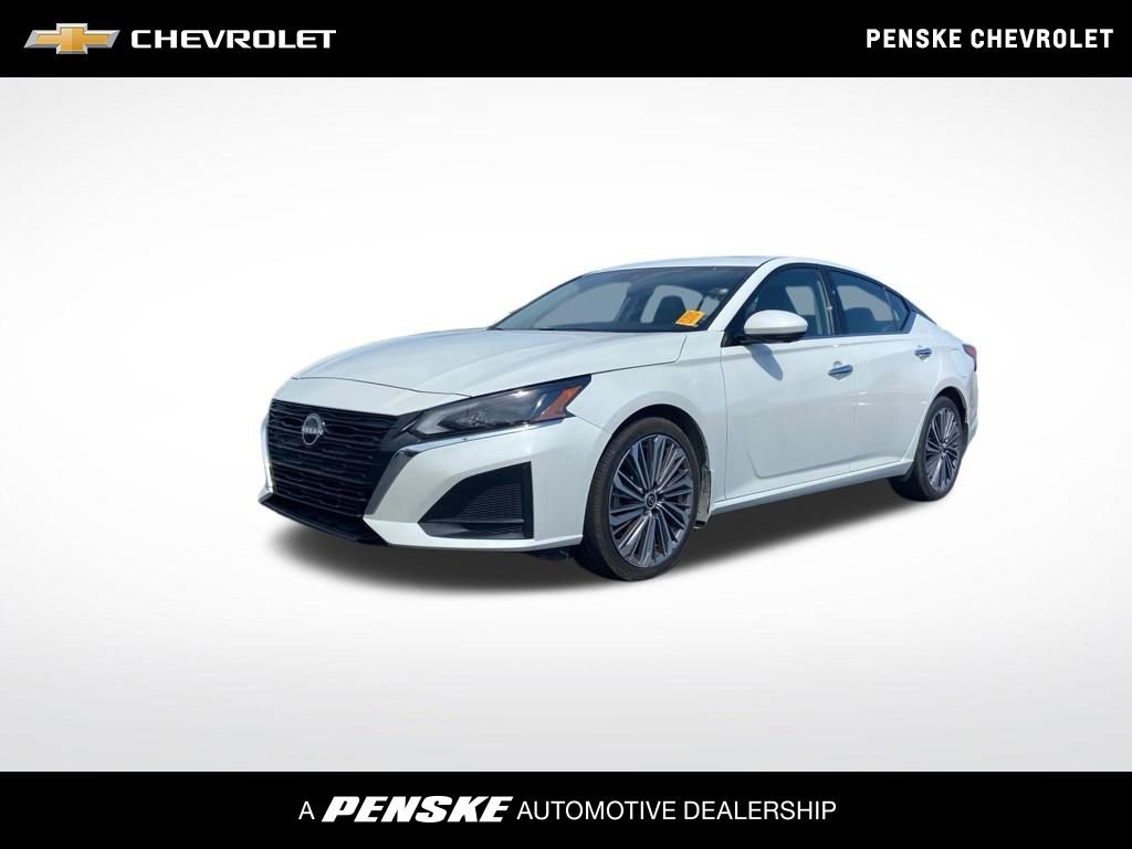 Used 2023 Nissan Altima 2.5 SL