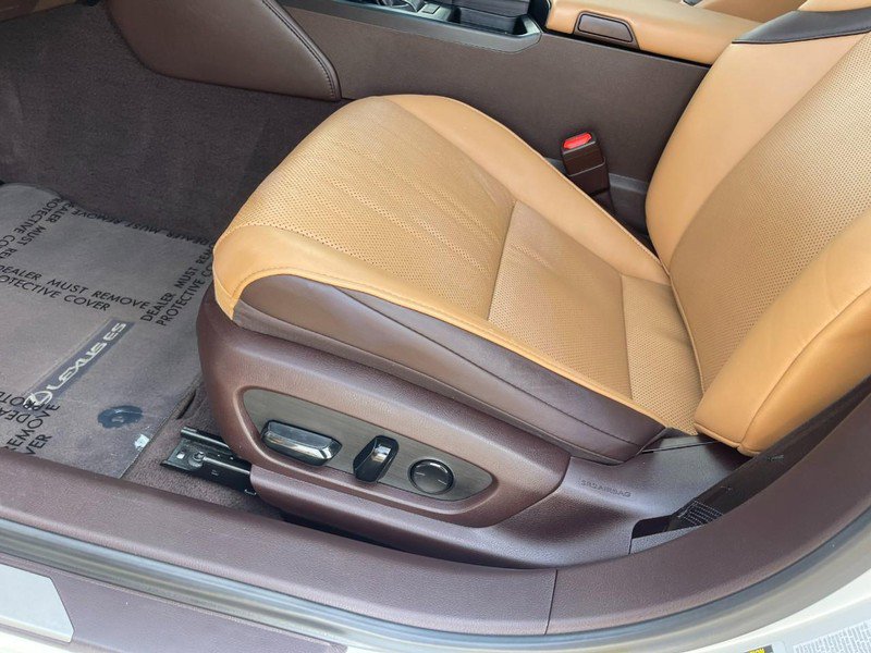 Used 2019 Lexus ES 350 w/ Premium Package image 22