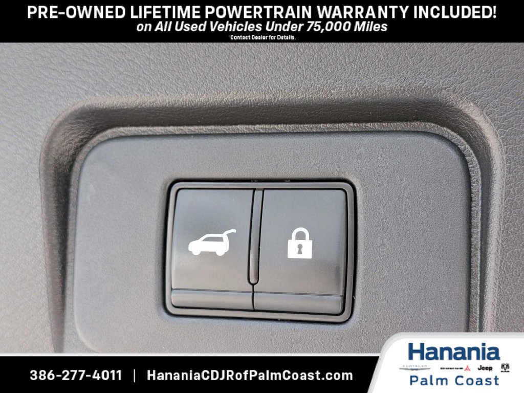 Used 2024 Nissan Rogue SV AWD/4WD image 9