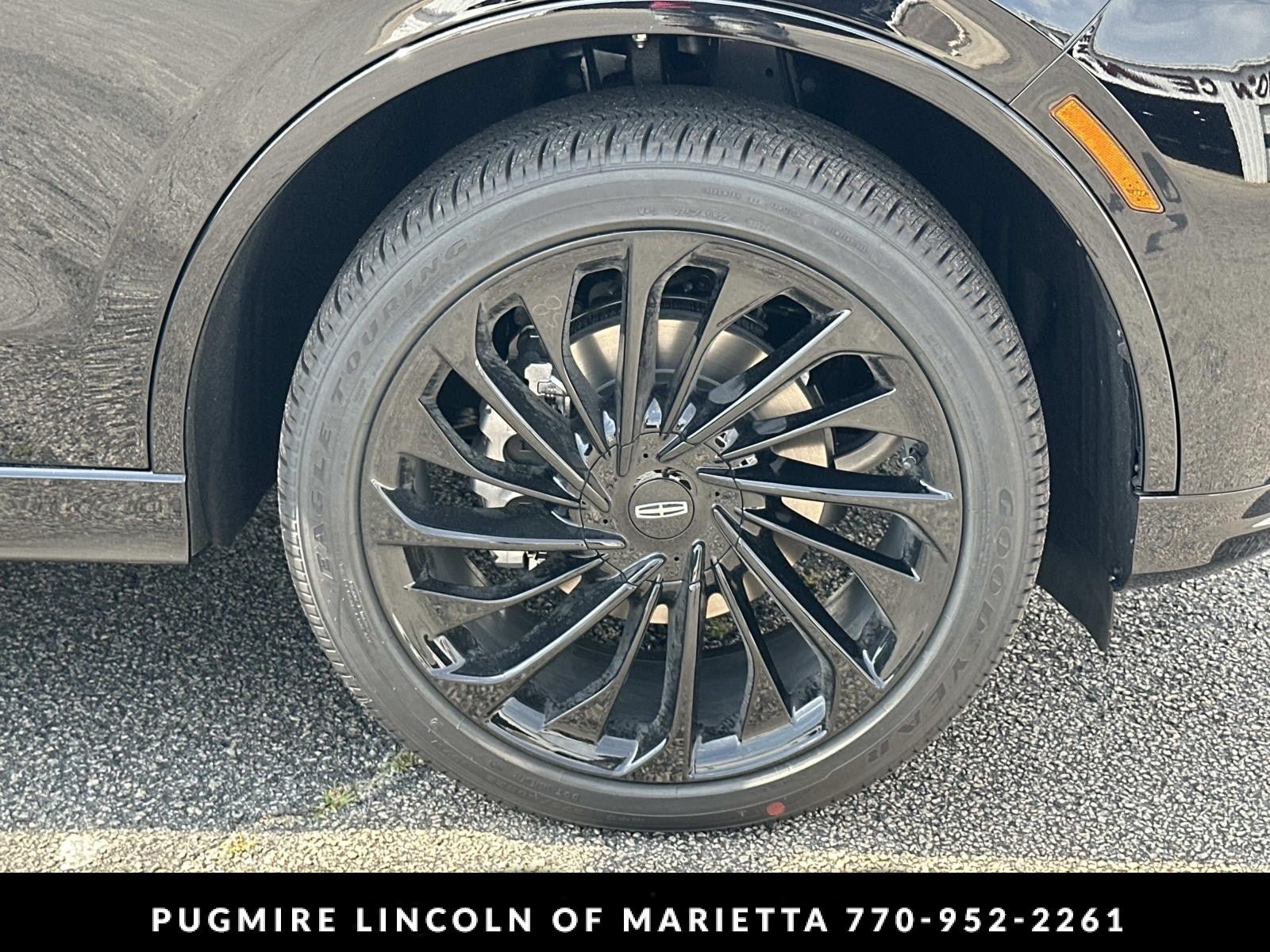 New 2026 Lincoln Aviator Reserve w/ Jet Appearance Package RWD image 12