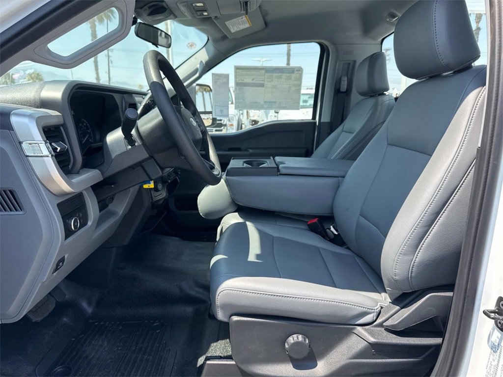 New 2025 Ford F350 XL w/ XL Chrome Package image 12