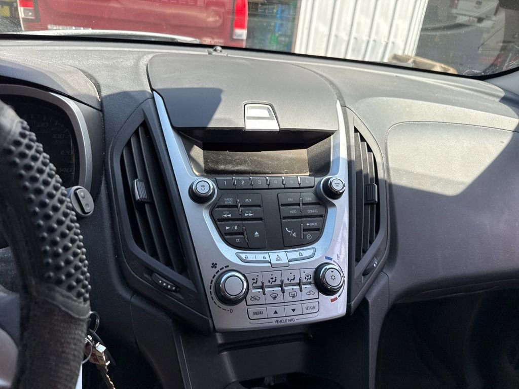 Used 2011 Chevrolet Equinox LT w/ Driver Convenience Package image 16