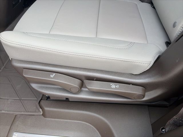 New 2026 Chevrolet Tahoe LT image 13