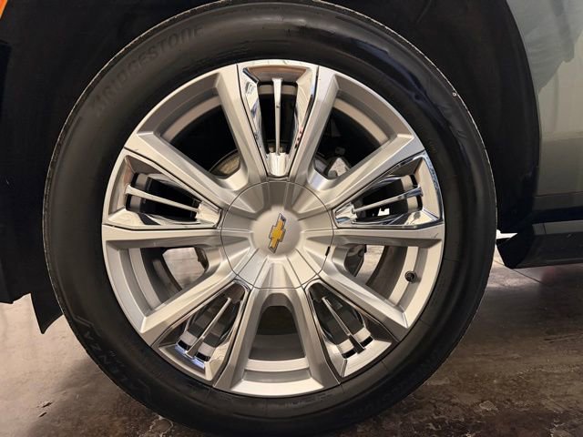Used 2023 Chevrolet Tahoe High Country w/ LPO, Illumination Package AWD/4WD image 10