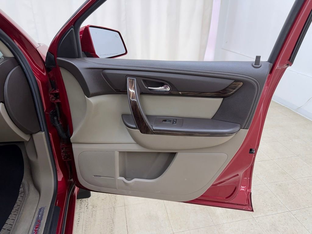 Used 2014 GMC Acadia Denali image 10