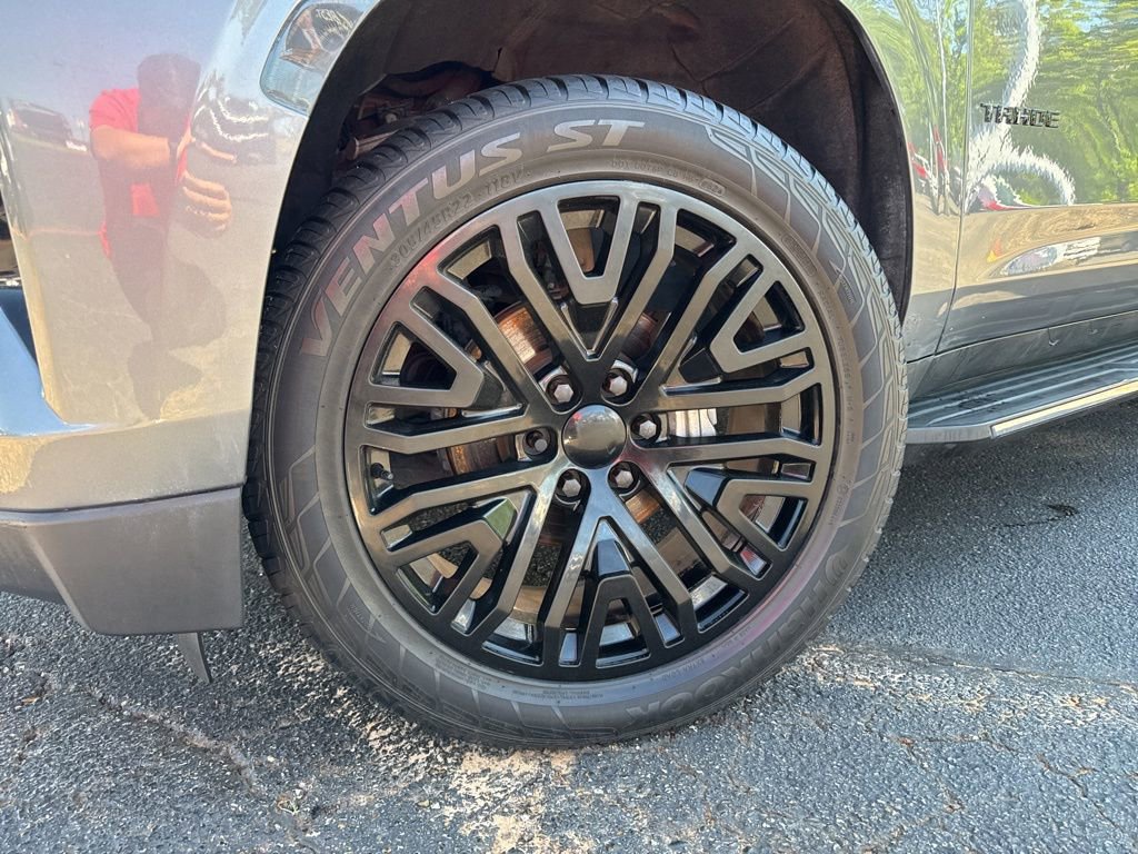 Used 2021 Chevrolet Tahoe LS image 2