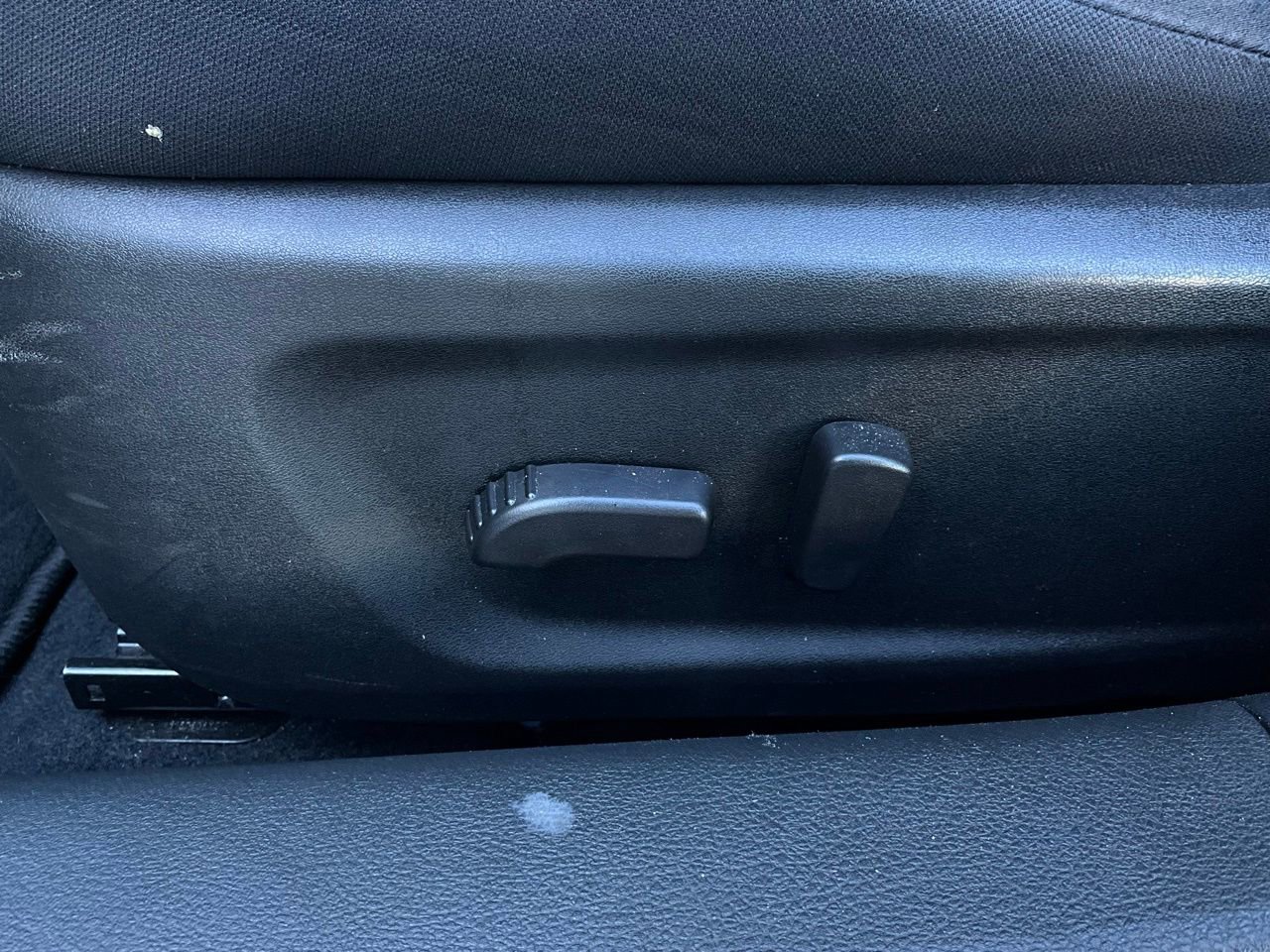 Used 2025 Nissan Altima 2.5 SV image 11