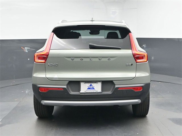 Used 2023 Volvo XC40 B5 Plus w/ Protection Package Premier image 7