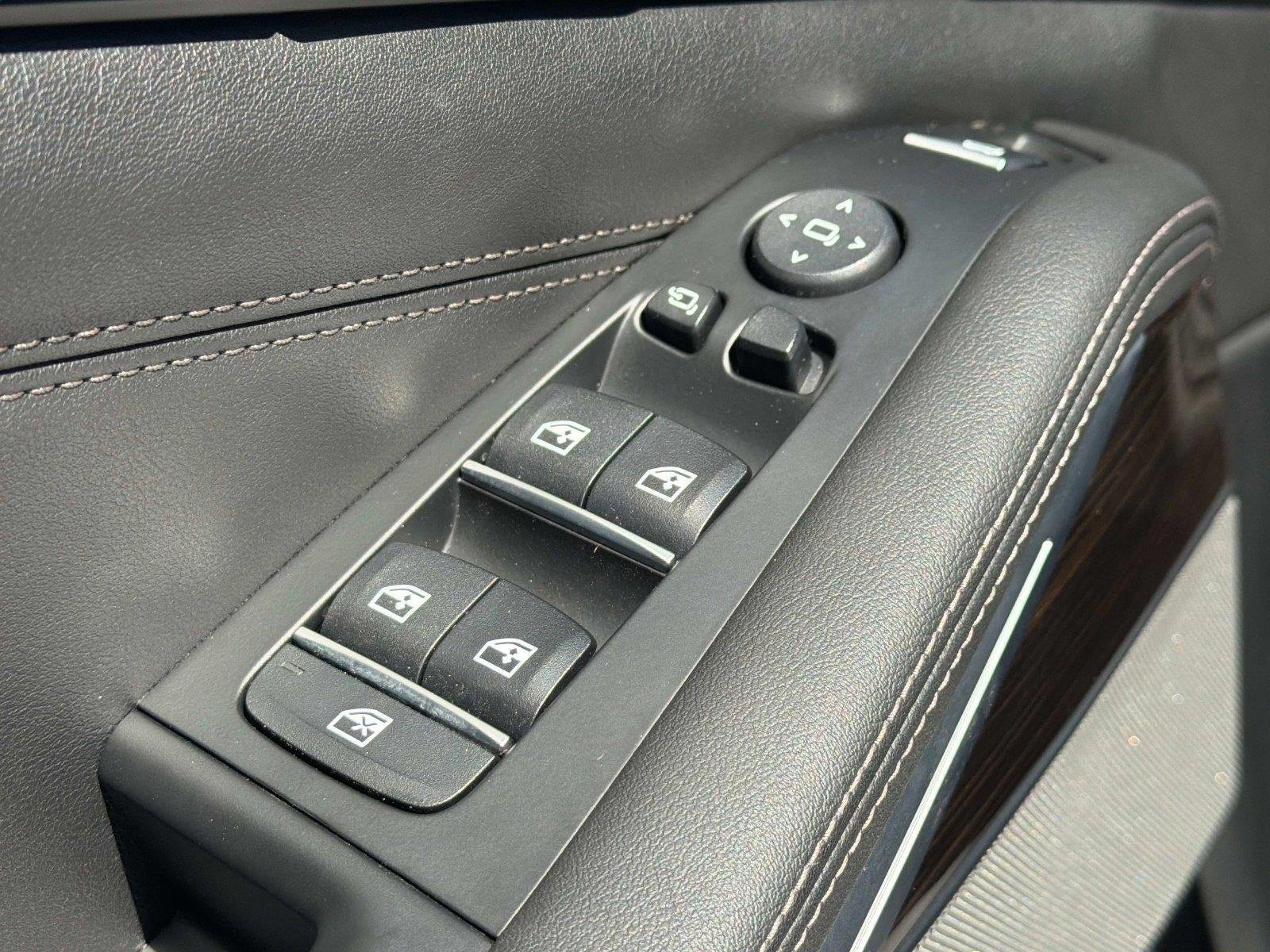 Used 2025 BMW X5 xDrive40i AWD/4WD image 36